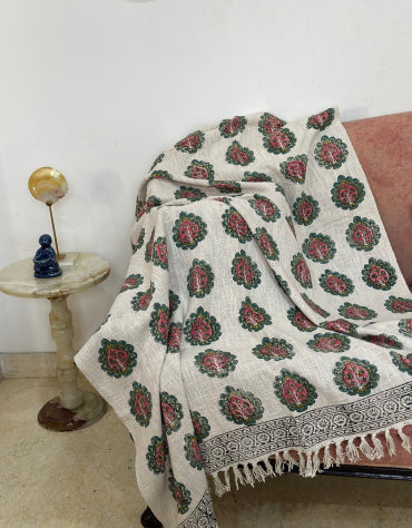 Noor Throw